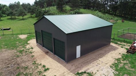 40x40 steel building closeouts